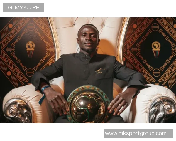 马内回忆母亲反对足球生涯的艰辛与勇气16岁时借钱逃离村庄追梦